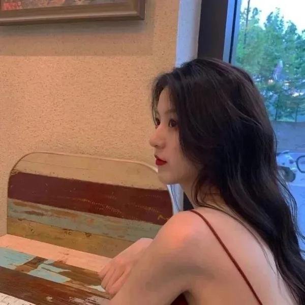 暗处的女儿